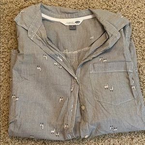 Llama button up